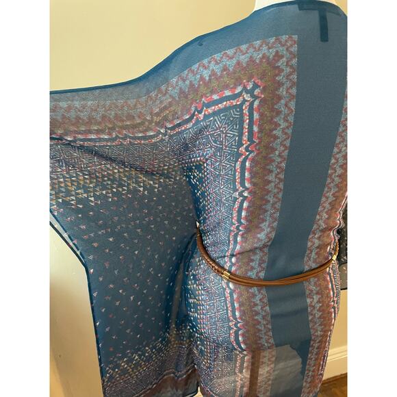 BCBG Sheer Poncho Leather Belt Size XS - Picture 5 of 8